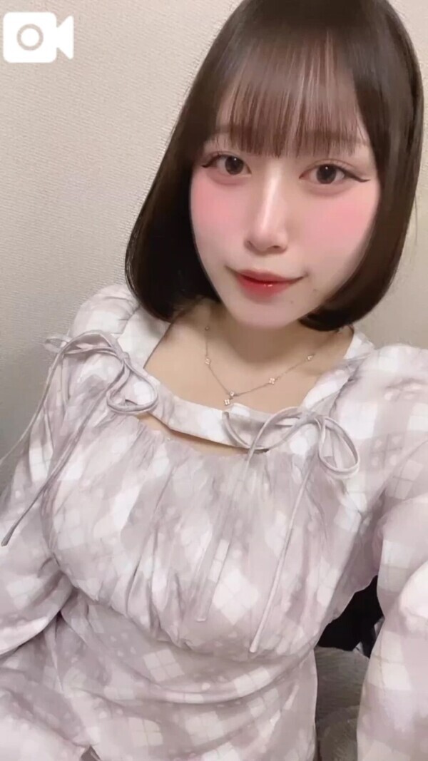 🌸