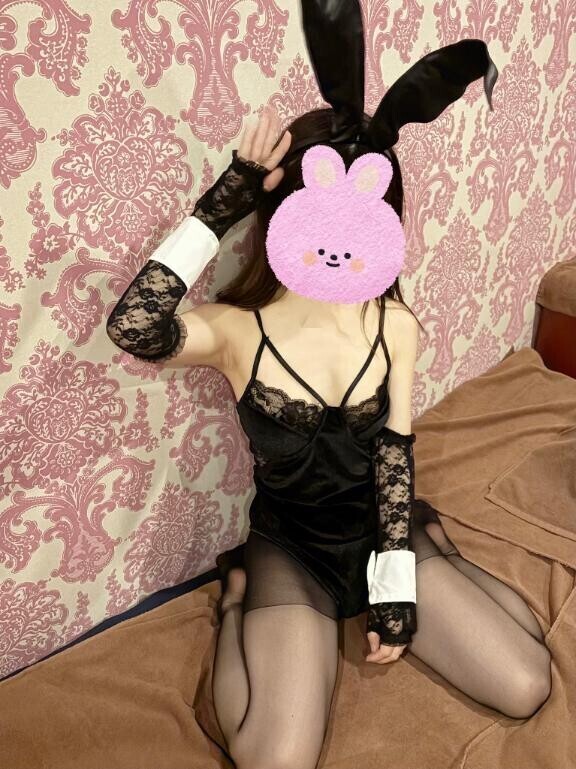 こんな格好…恥ずかしい…??