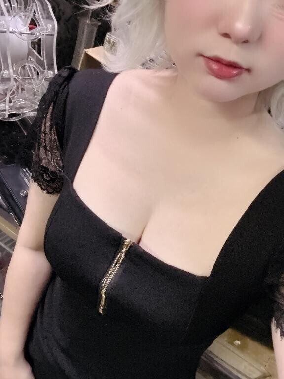 初めまして(((o(*ﾟ▽ﾟ*)o)))