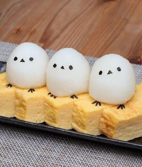 ご飯食べてると幸せ