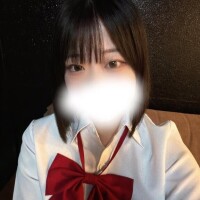てる