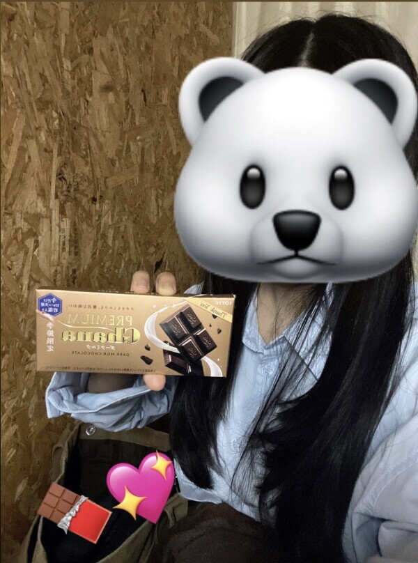 今日もひなこの大好きなチョコレート🍫💕