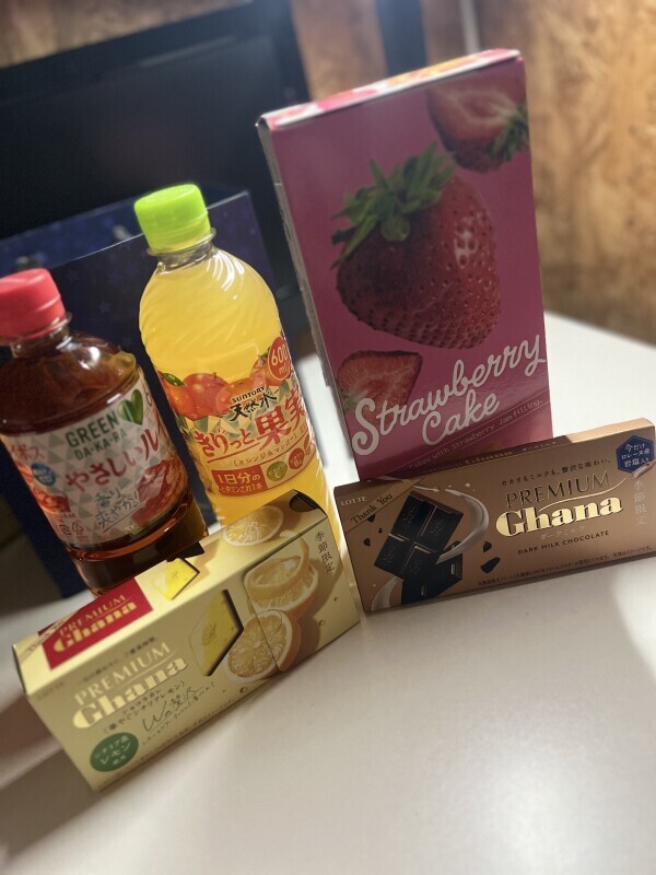 たくさんのお菓子🍭🍬🍫🍿🍩