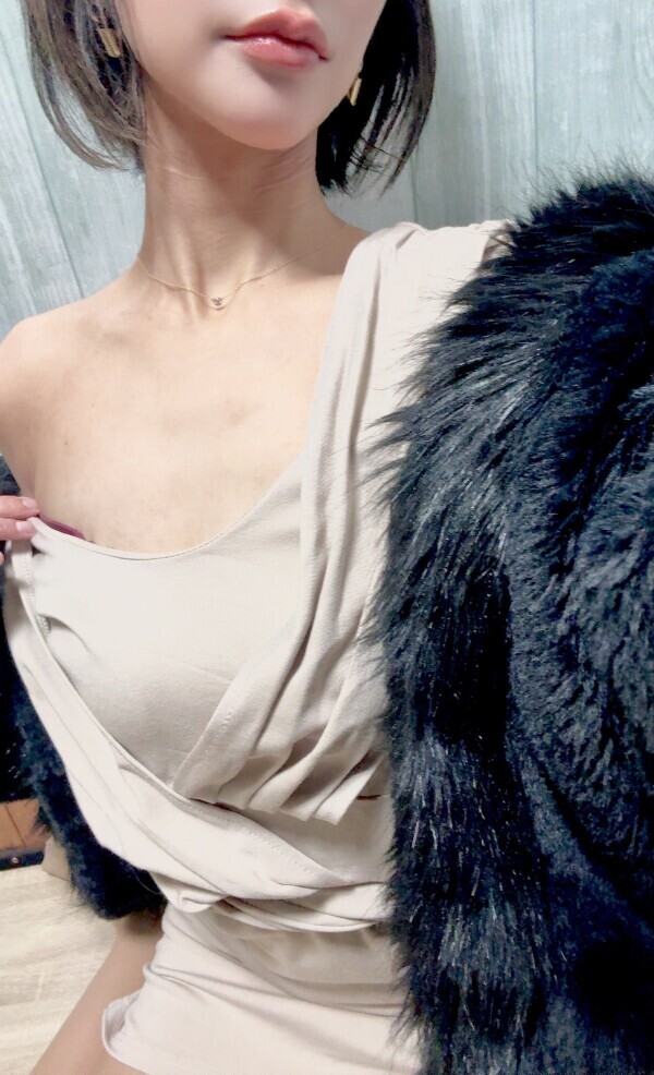 唯一のベージュ