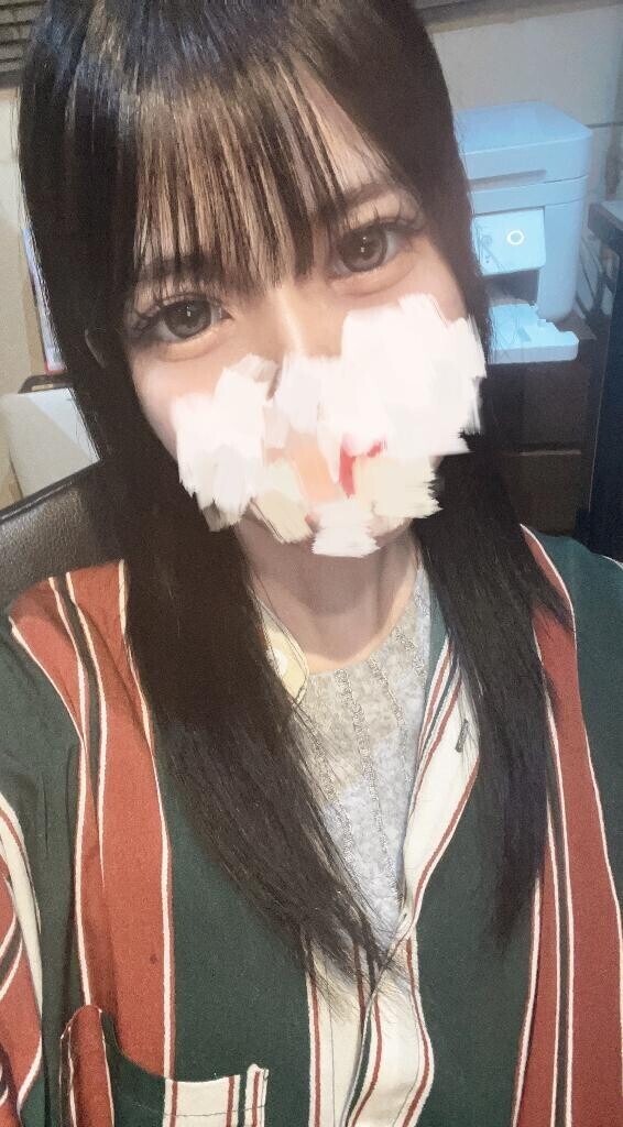 黒髪にしました！今日は5時まで！