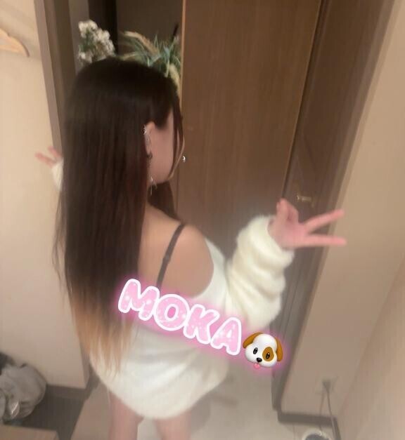 ちらっ???