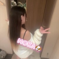 ちらっ???