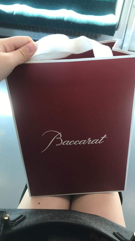 カフェで甘いひと時