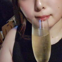 芹沢らら