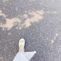 徳井すず