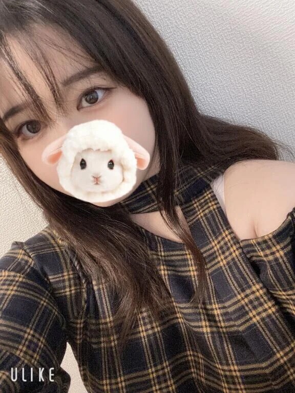 今日の服装…|´-`)💞