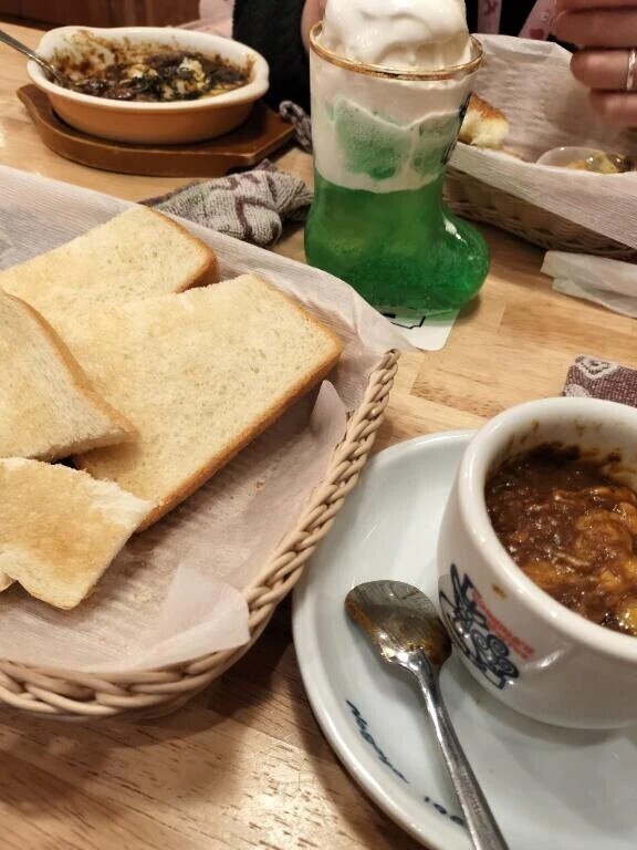 今日の朝ごはん🎶