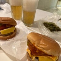 小岩駅で逢瀬のHくんへ