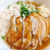 鶏のってるよ〜
