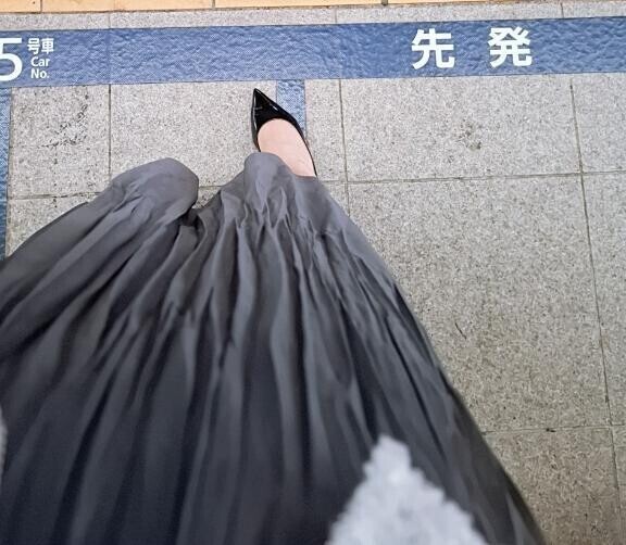 明日3/25、9時から16時、出勤します！