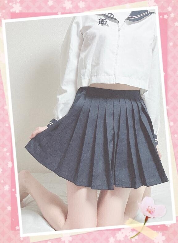 制服着衣プレイがエロすぎます?