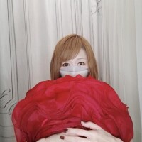 なーんだ？???
