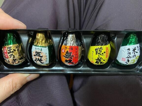 お酒は呑めないし呑まないんだけれども(ﾟ∀ﾟ)ボンボンは美味しいわ♪