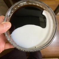 お口だけでなく(●´ω｀●)寝起きはお目々もカラカラなのは何故？