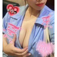 待合室にこんなおっぱいあったら？