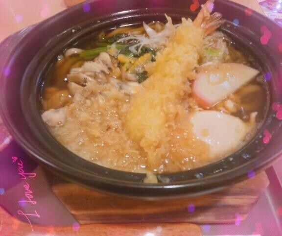 鍋焼きうどん美味しすぎる今日は、