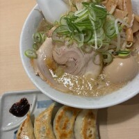 ラーメンえへへ( ´ ▽ ` )か〜ら〜の…汗