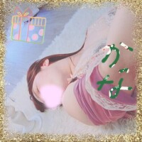 クリスマスイブ12時～19時受付で出勤予定です