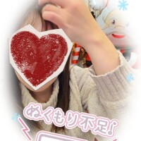 明日は、12時～出勤します♡31日もいます