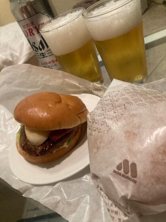 小岩駅で逢瀬のHくんへ