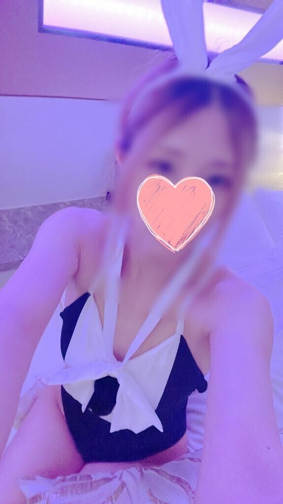 首が……