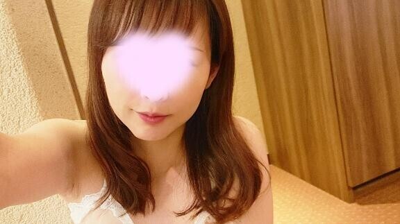 携帯が。