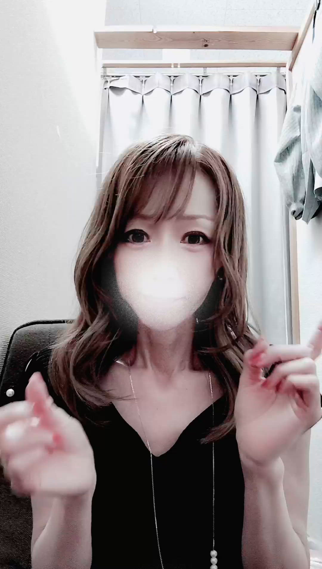 動画！　顔出し！？