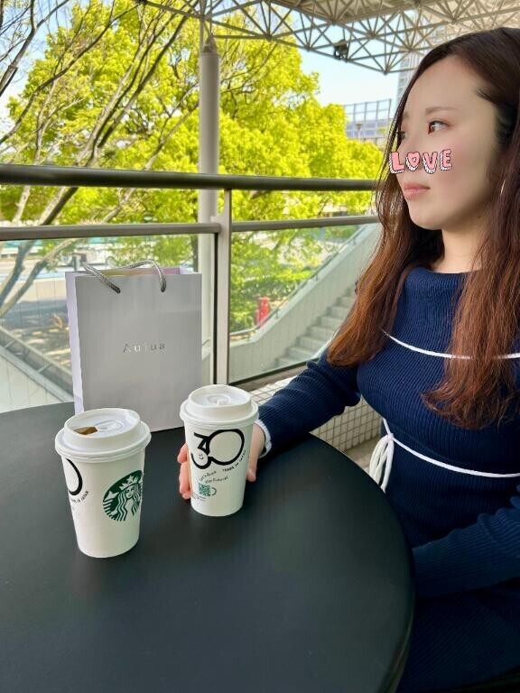 スタバで旦那とカフェラテを飲んでるのに…濃厚に犯されてる日々を思い出してしまいました