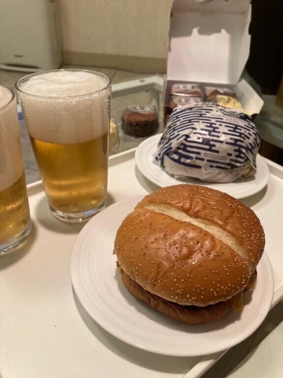 小岩駅で逢瀬のHくんへ
