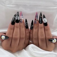 推しネイル
