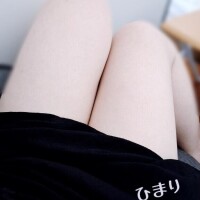 チラッ