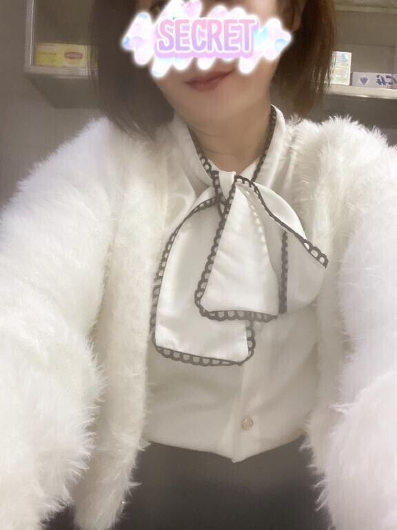 今日はオフィシャルカジュアルコーデ??