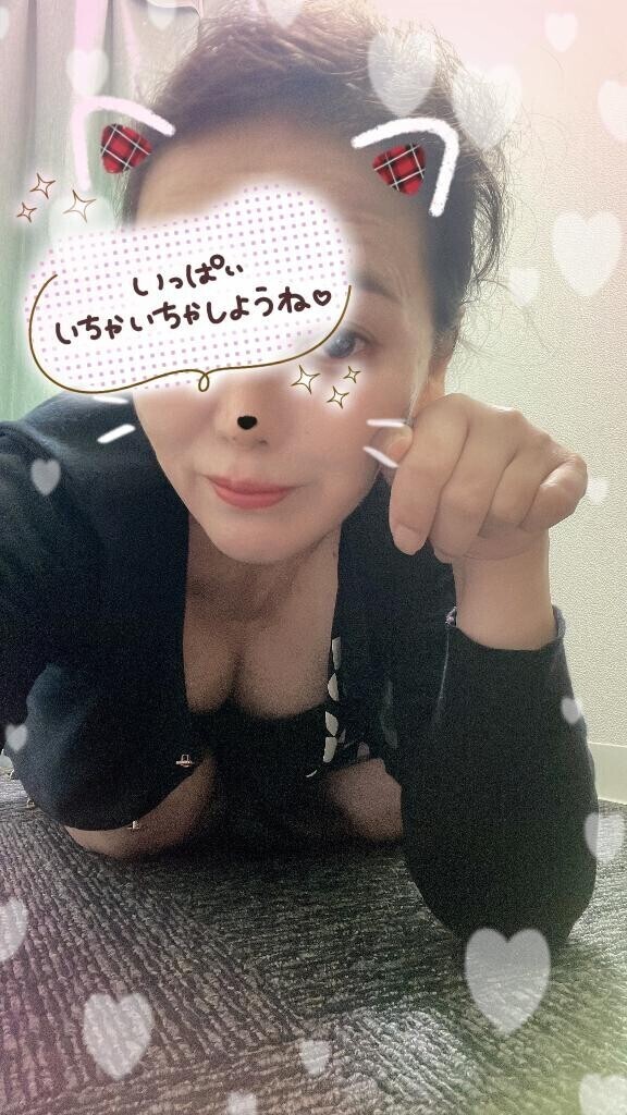 月野、出勤しました(  ????)??