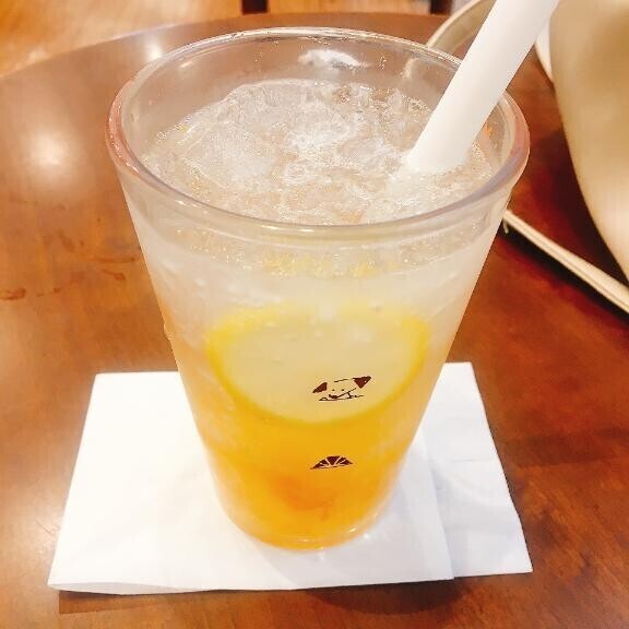 暑くて喉カラカラ……(o_ _)oﾊﾟﾀｯ