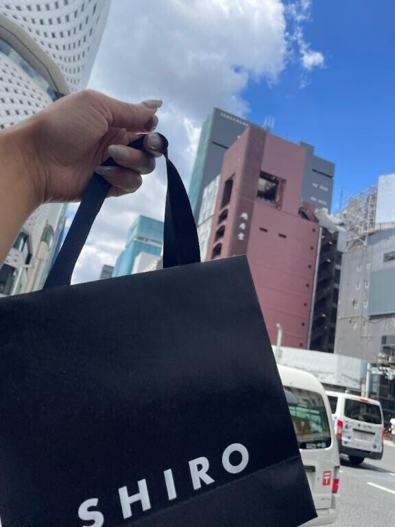 やっと買えたァ！