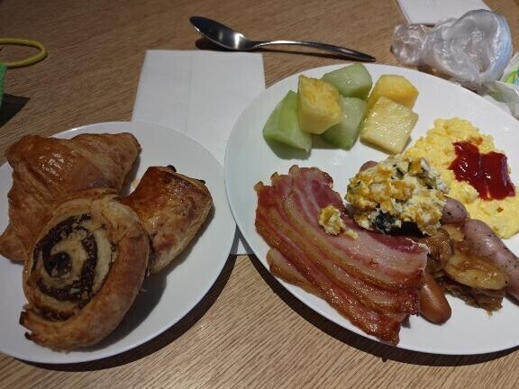 朝食ブッフェ