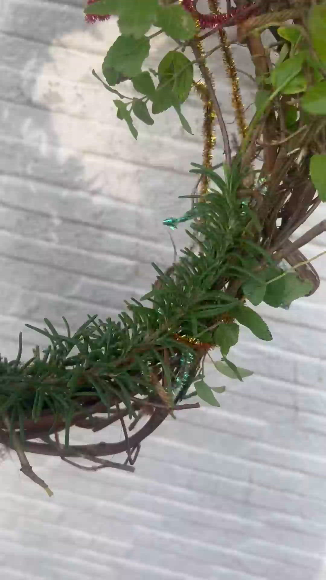 子供が昔作ったリースに