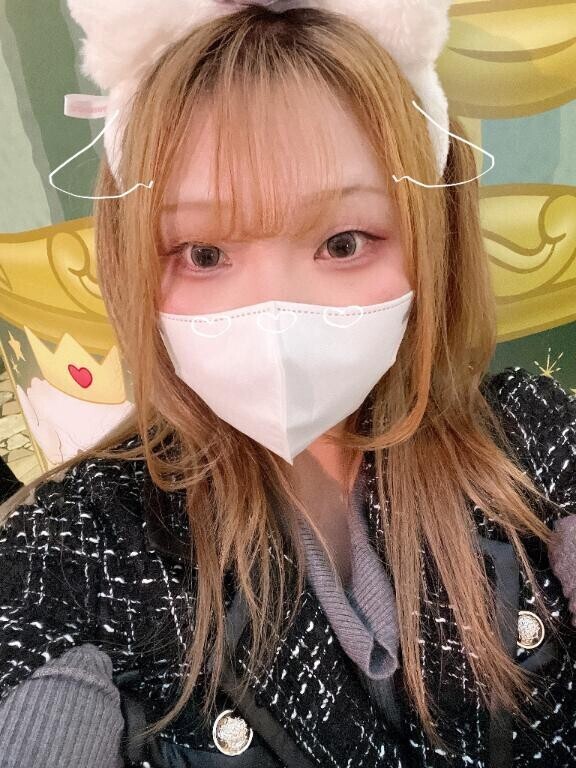 居ます( ^_^)/~~~♡