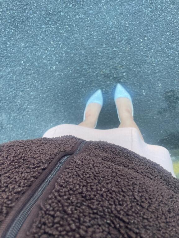 新しいヒールでドキドキ♡