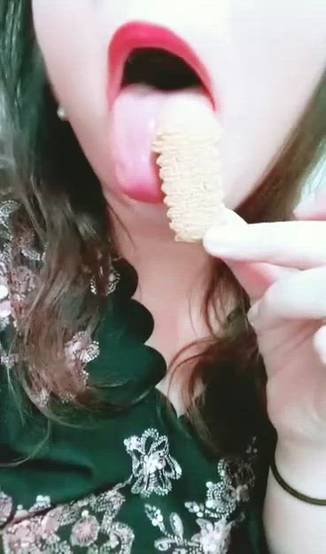 ちんこすこうペロペロ