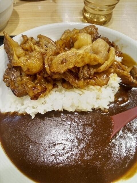 カルビカレー