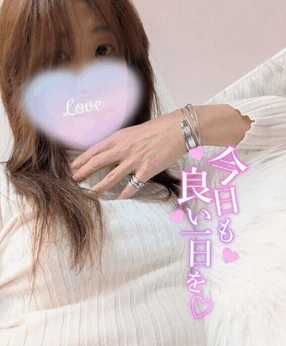 おはようございます (´･ωゞ)