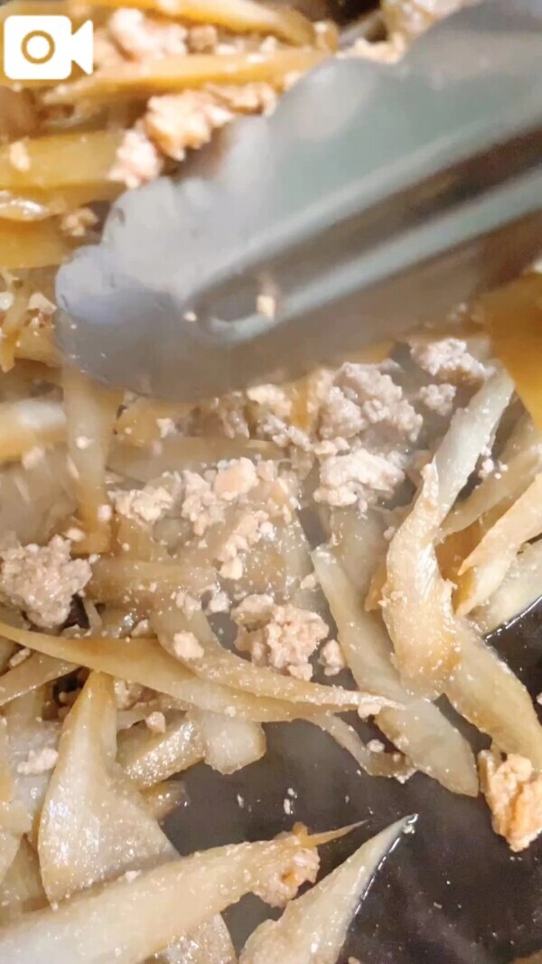 (*´꒳`*) ゆっくりお夕飯…。