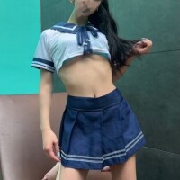 ゆりな