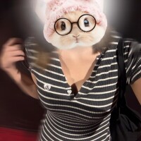 にこ